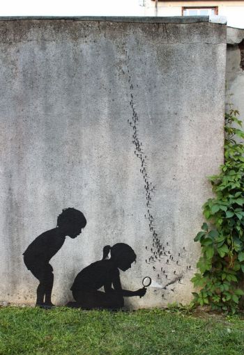 L'enfant dans la ville libres enfants du tarn albi gaillac street art pejac