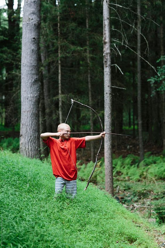 Association Libres enfants du Tarn réseau parents 81 parentalité forest school fabriquer arc flèches forêt de la survie